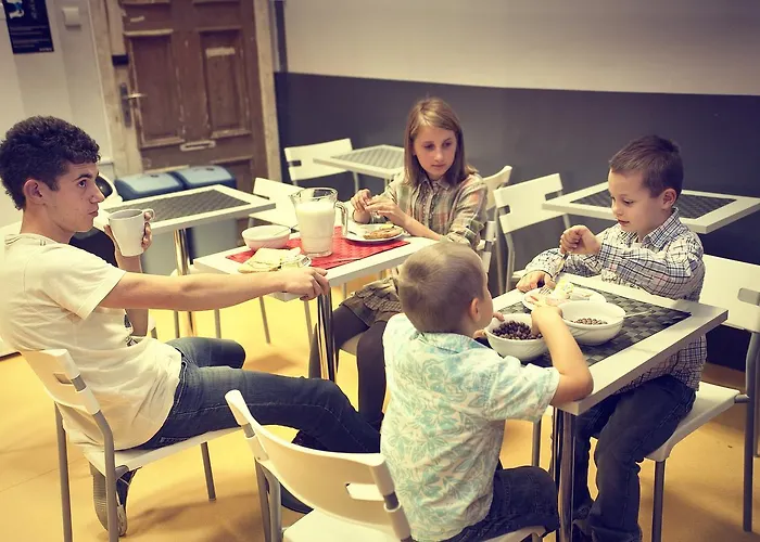 La Guitarra Hostel *